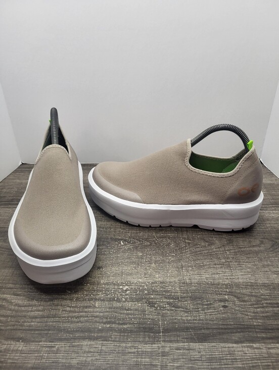 OOFOS Shoes - OOFOS OOMEGA EEZEE LOW WOMEN'S SIZE 9 COMFORT SLIP ON SHOES TAUPE